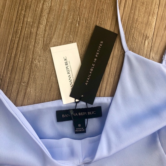 Gorgeous sky blue silk banana republic cami - Picture 2 of 4